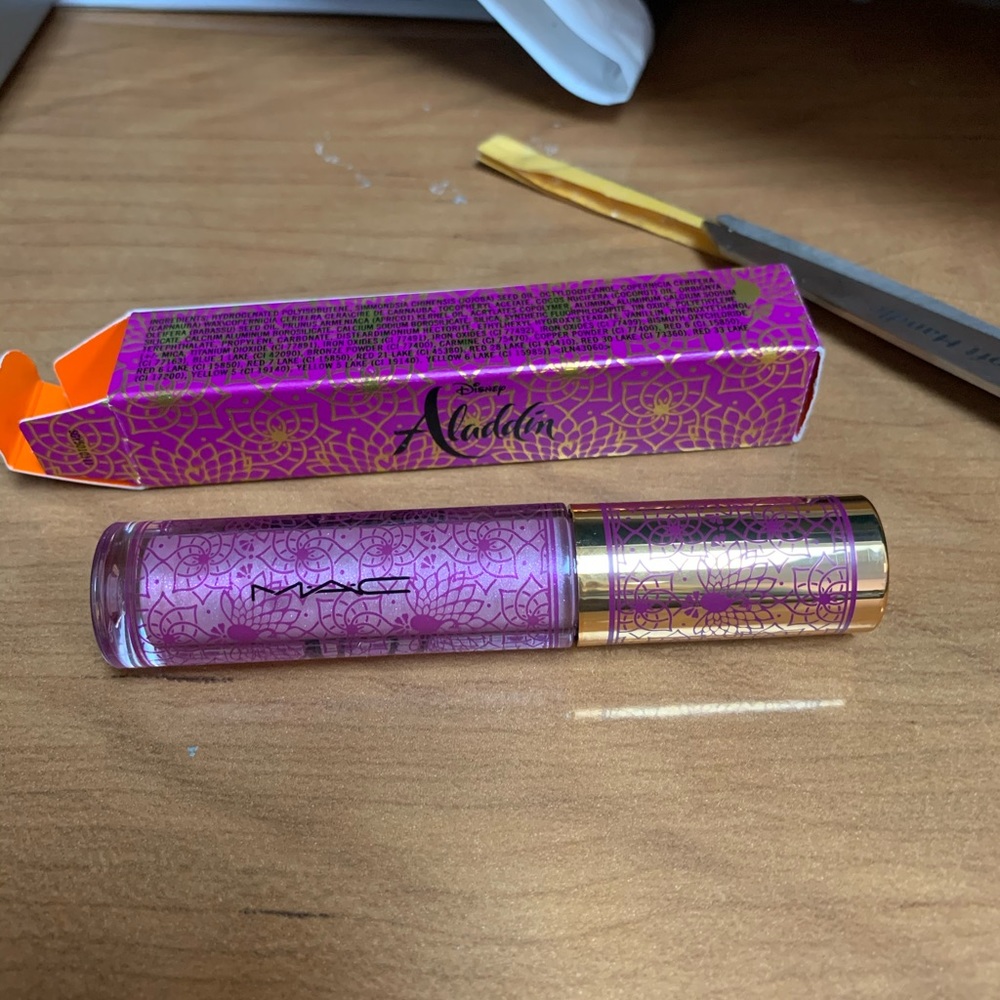 Mac x Aladdin collection